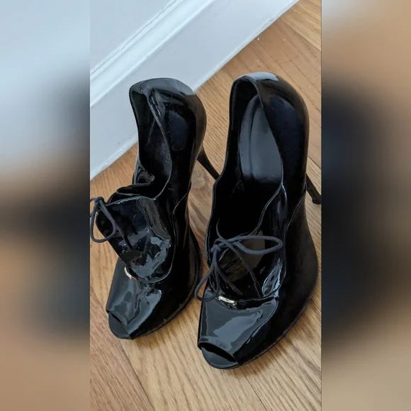 Gucci Women's Shoes - Picture 3 of 6